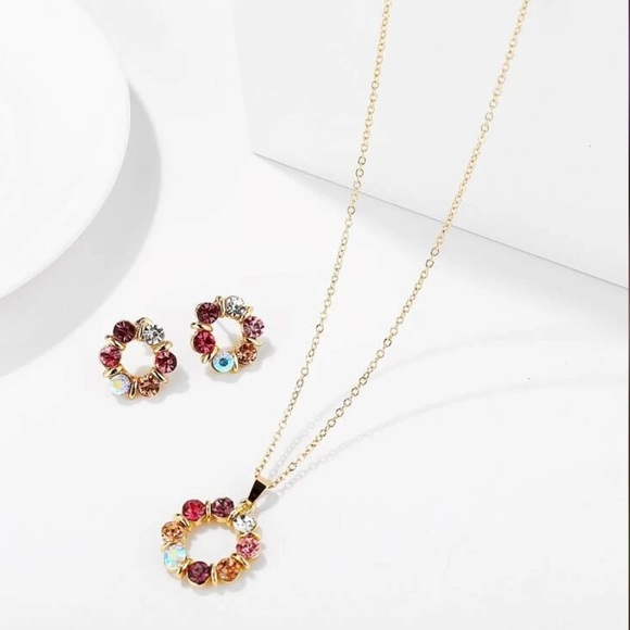 Colorful Jewelry Set - Picture 2 of 5